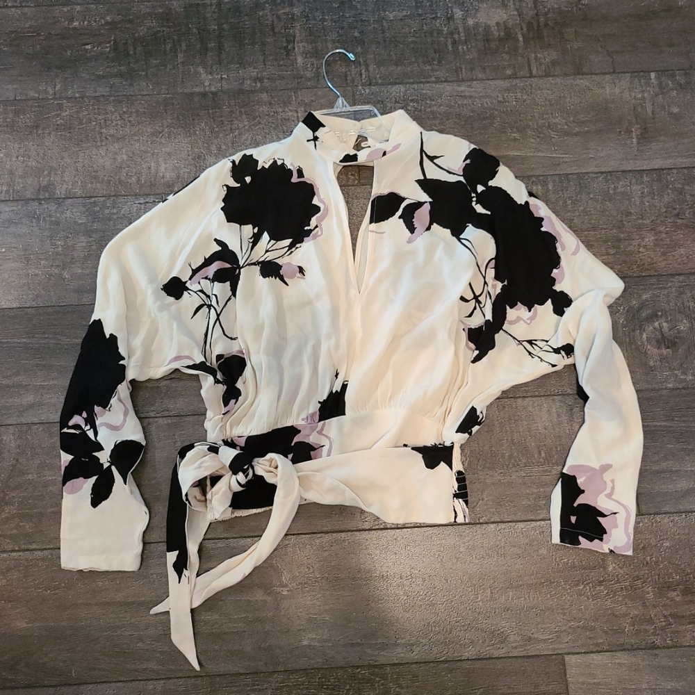 Ladies Free People blouse. Size S